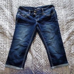Denim capris
